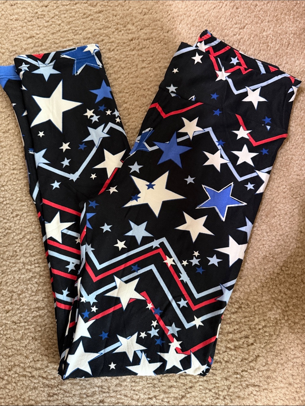 LuLaRoe Black Star-Print Leggings with Red & Blue Accents - OS